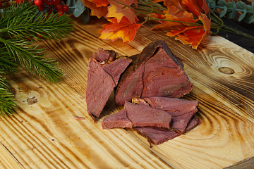 Фото Мясо северного оленя полукопченое